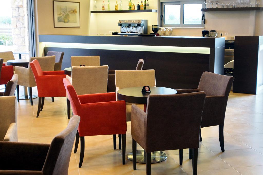 Cavos Fokidos Aparthotel Chiliadou  Bagian luar foto