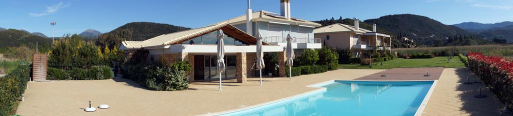 Cavos Fokidos Aparthotel Chiliadou  Bagian luar foto