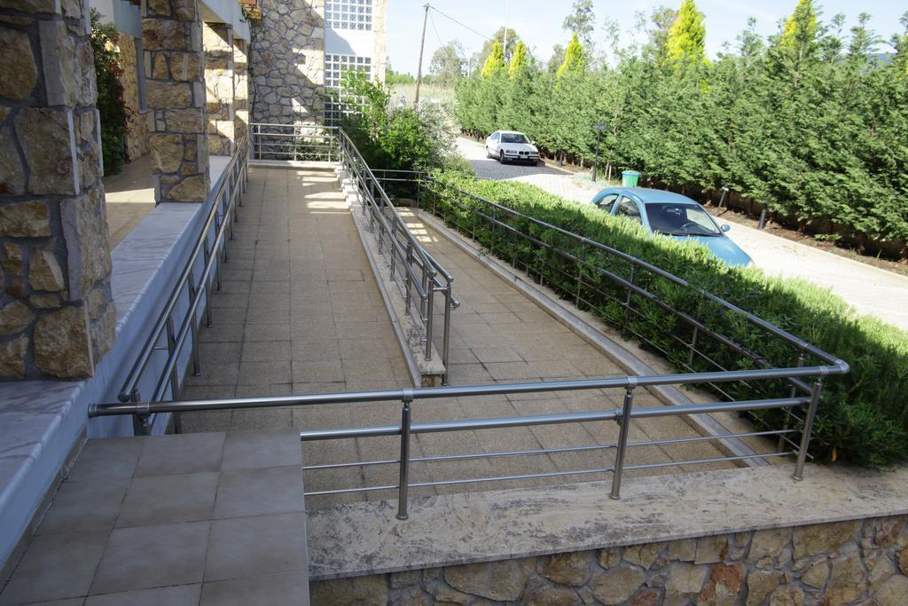 Cavos Fokidos Aparthotel Chiliadou  Bagian luar foto